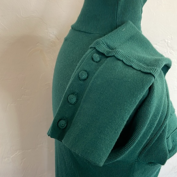 Vintage Green Long Sleeve Button Cuff Turtle Neck Button Front Pull Over Sweater - Picture 4 of 8